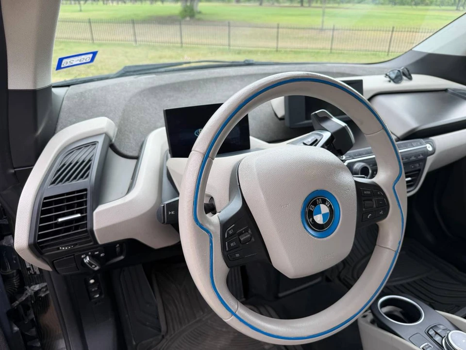 2014 BMW i3 - Image 5 of 24