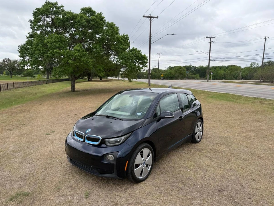 2014 BMW i3 - Image 12 of 24
