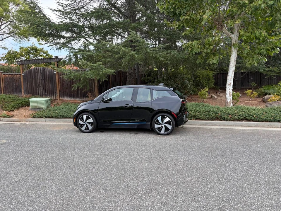 2016 BMW i3 - Image 2 of 8