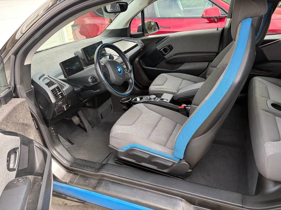 2016 BMW i3 - Image 6 of 8