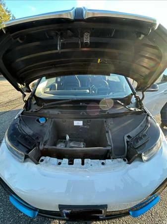 2018 BMW i3 - Image 13 of 16