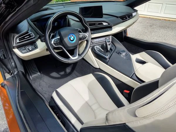 2019 BMW i8 - Image 3 of 5