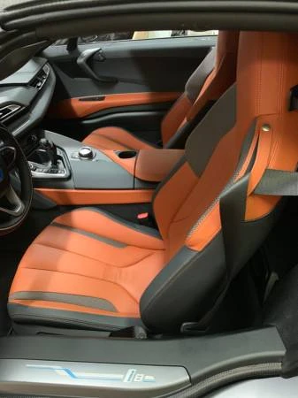 2019 BMW i8 - Image 10 of 11