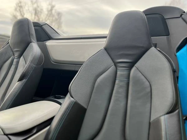 2019 BMW i8 - Image 19 of 19