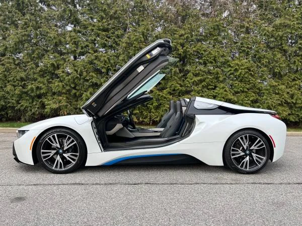 2019 BMW i8 - Image 3 of 19