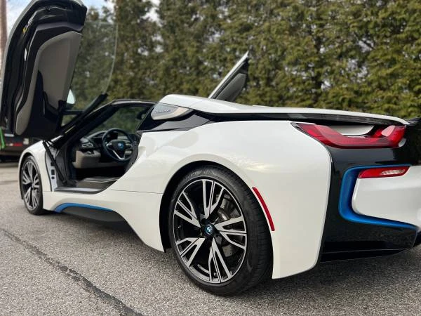 2019 BMW i8 - Image 7 of 19