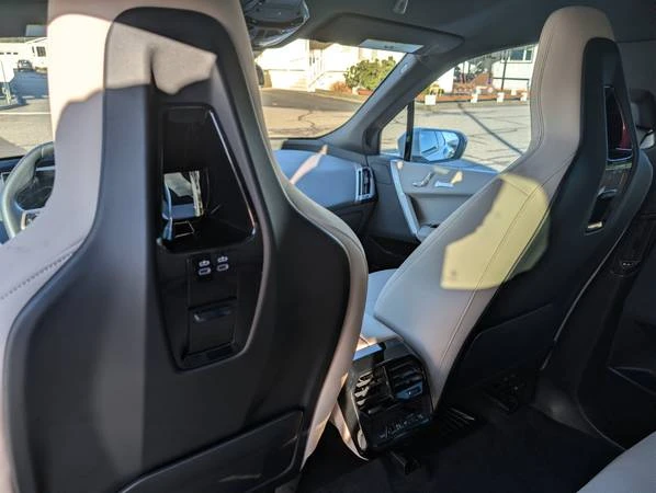 2023 BMW I20 iX - Image 15 of 21