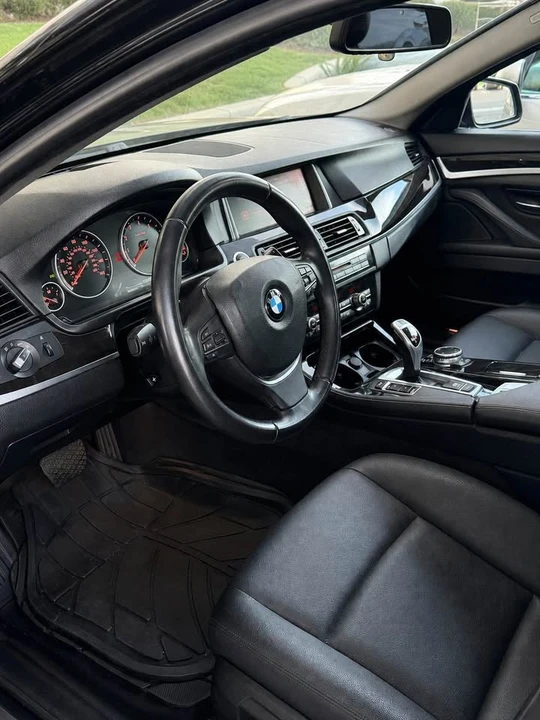 2016 BMW M5 - Image 4 of 4
