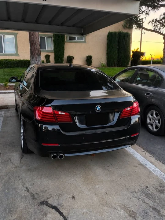 2016 BMW M5 - Image 3 of 4