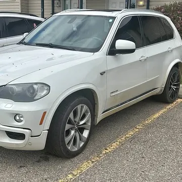 2010 BMW X5 xDrive48i