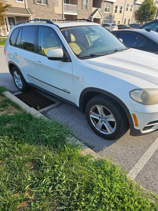 2011 BMW E70 X5 - Image 2 of 3