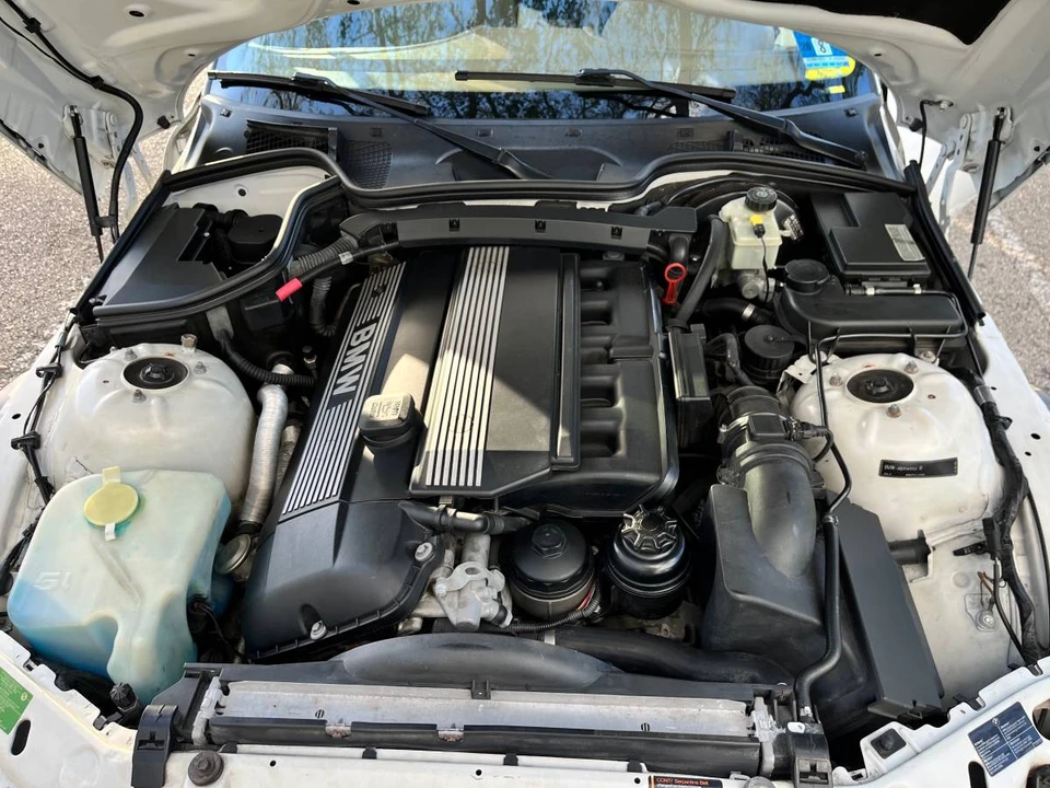 2001 BMW Z3 - Image 9 of 15