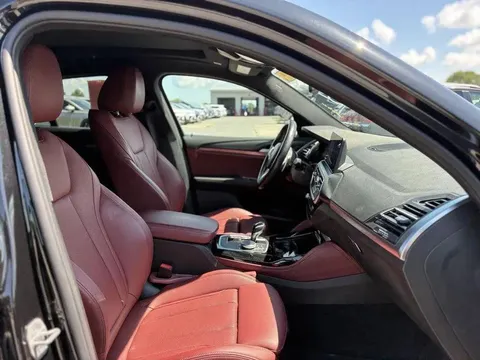 2022 BMW X4 xDrive30i