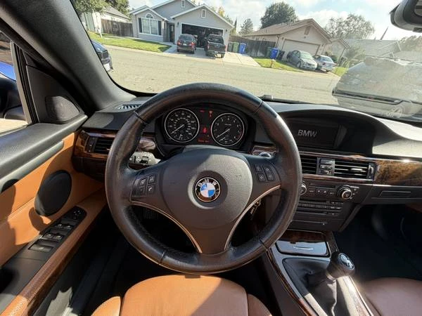 2008 BMW E93 335i Convertible - Image 10 of 21