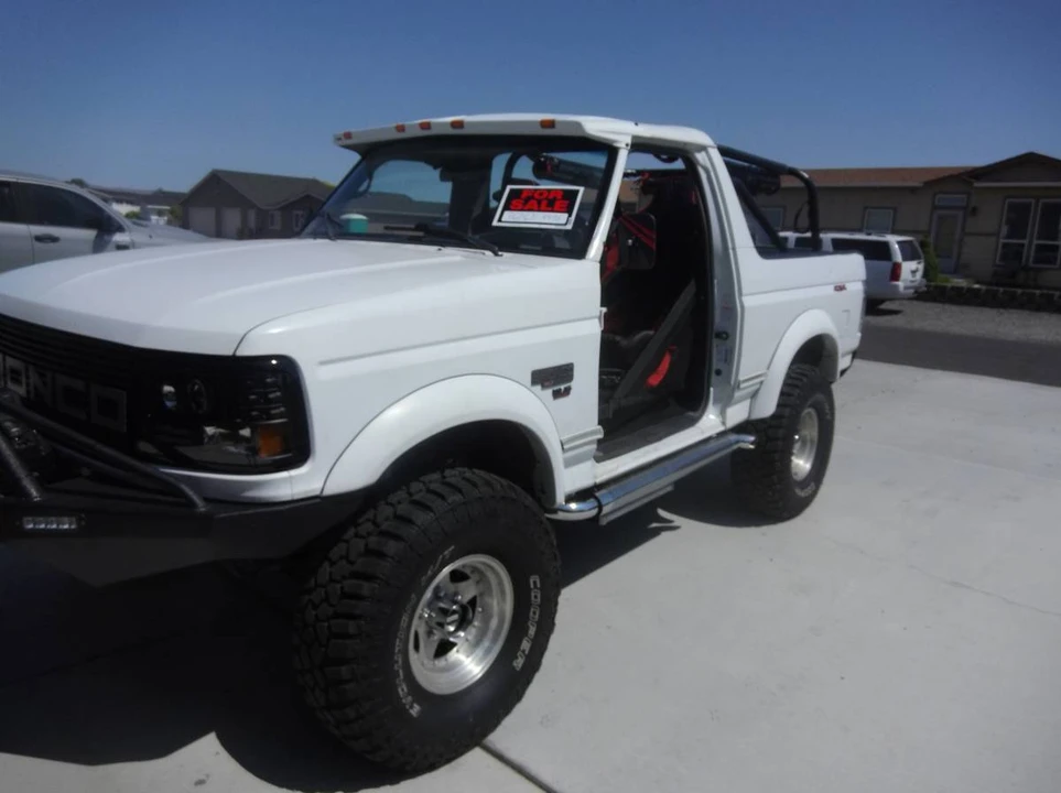 1996 Ford Bronco 5th Gen - Image 8 of 19