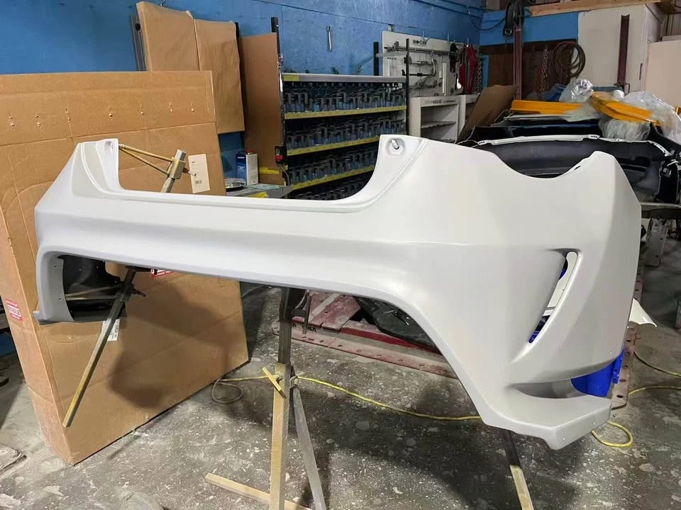 Parts & Memorabilia Bodywork - Image 2 of 5