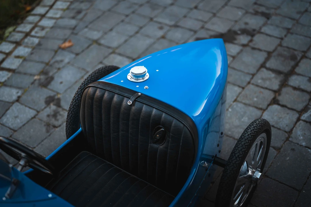 Bugatti - Image 11 of 28