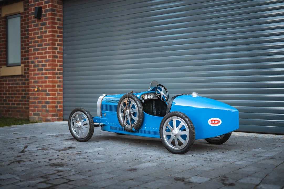 Bugatti - Image 4 of 28