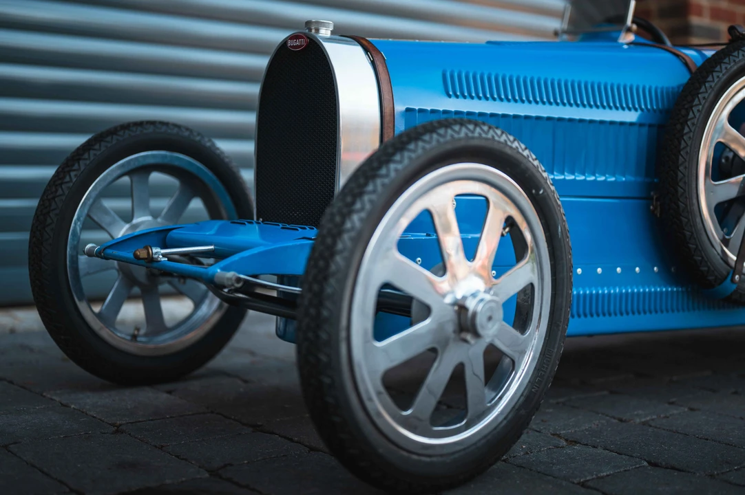 Bugatti - Image 13 of 28