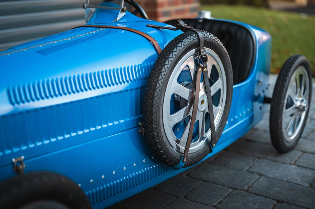 Bugatti - Image 14 of 28