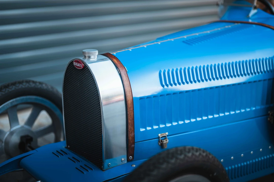 Bugatti - Image 15 of 28