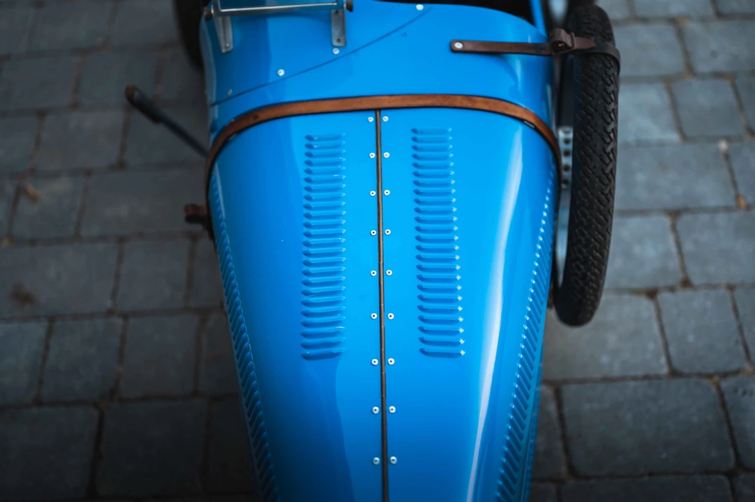 Bugatti - Image 16 of 28