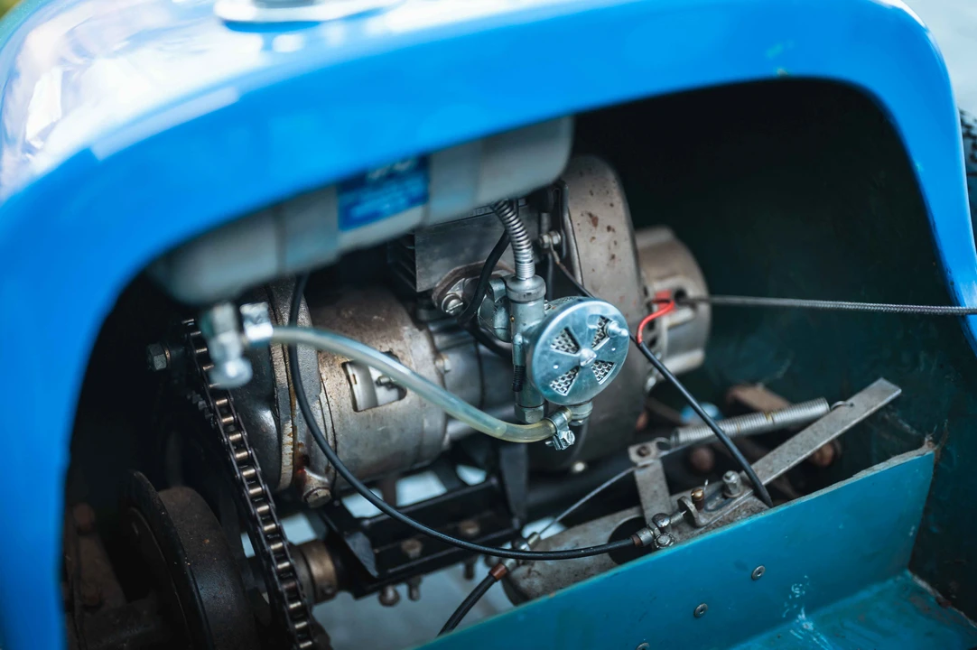 Bugatti - Image 27 of 28