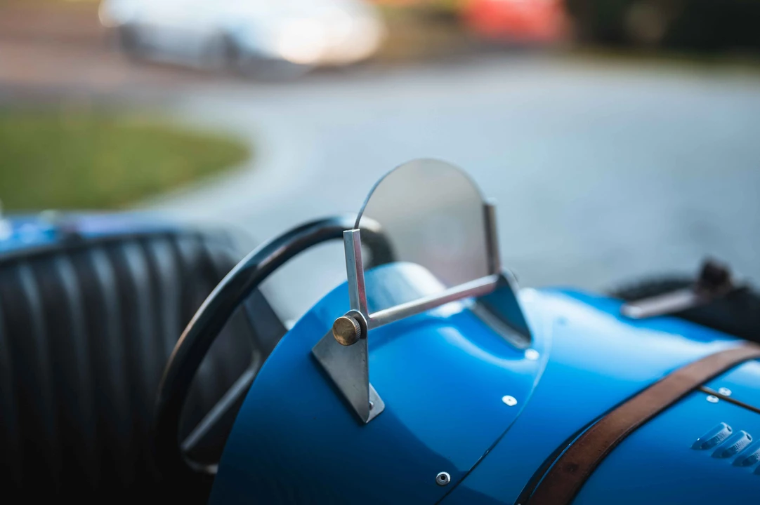 Bugatti - Image 20 of 28