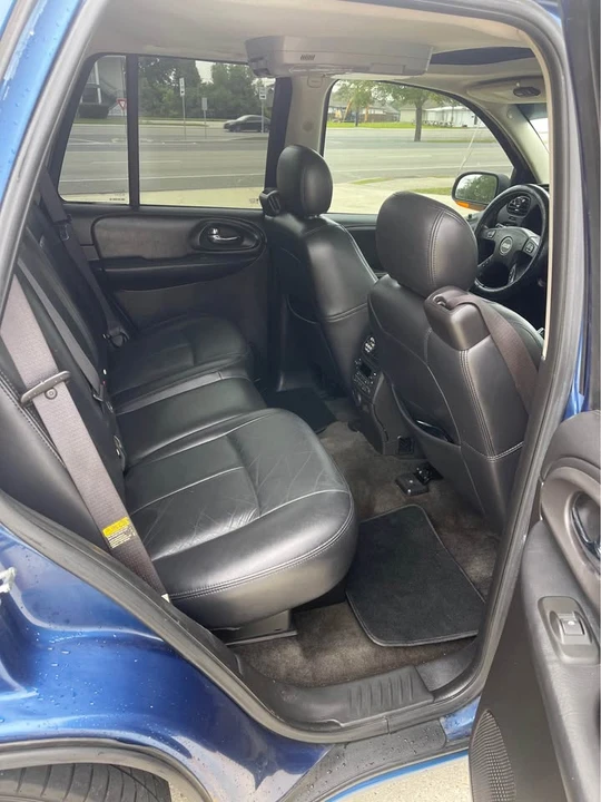 2006 Chevrolet Trailblazer - Image 8 of 10