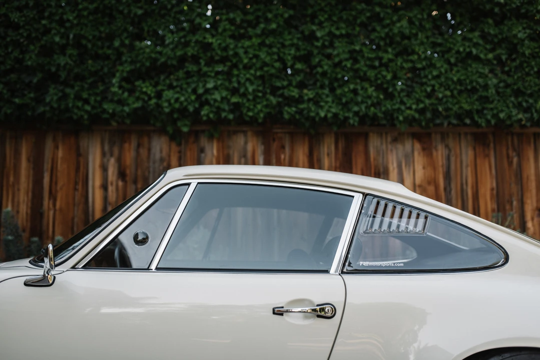 1974 Porsche 911 F-Body LWB - Image 19 of 31