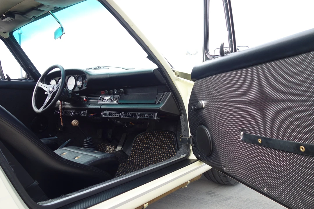 1981 Porsche 911 Carrera SC - Image 28 of 31