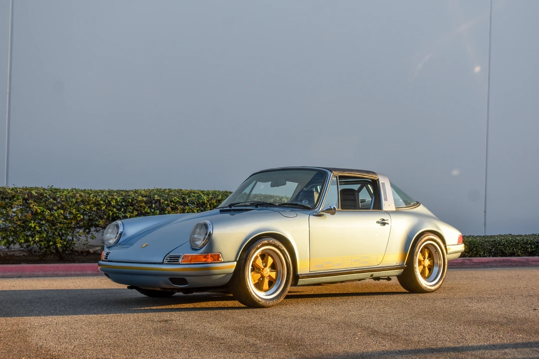 1984 Porsche 911 Carrera 3.2 - Image 16 of 31