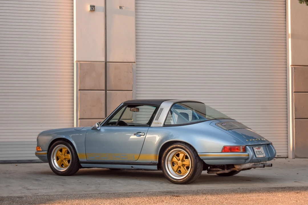 1984 Porsche 911 Carrera 3.2 - Image 28 of 31