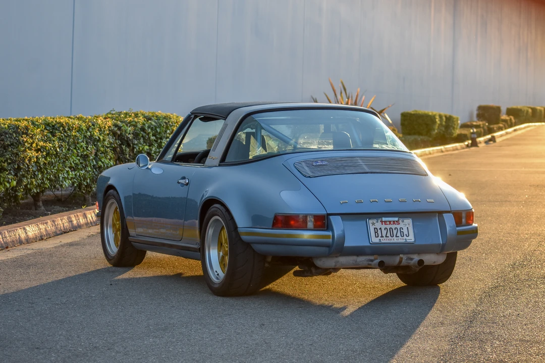 1984 Porsche 911 Carrera 3.2 - Image 24 of 31