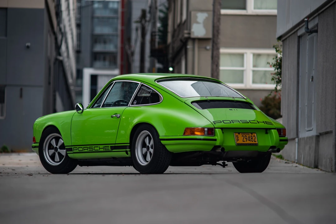 1984 Porsche 911 Carrera 3.2 - Image 16 of 31