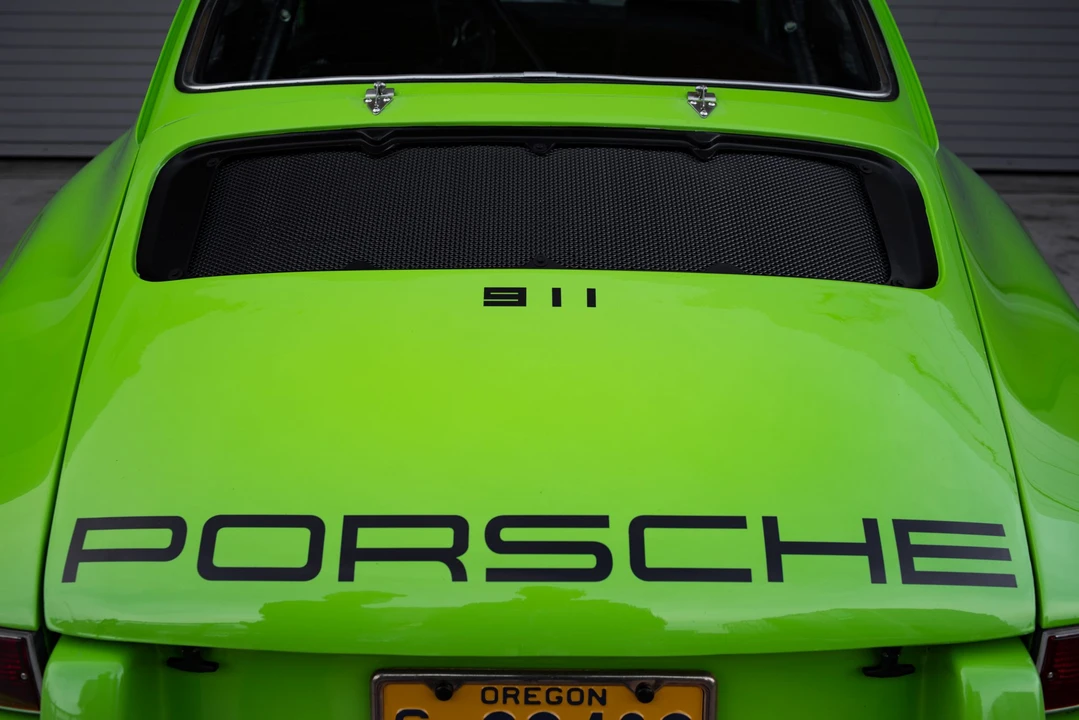 1984 Porsche 911 Carrera 3.2 - Image 23 of 31