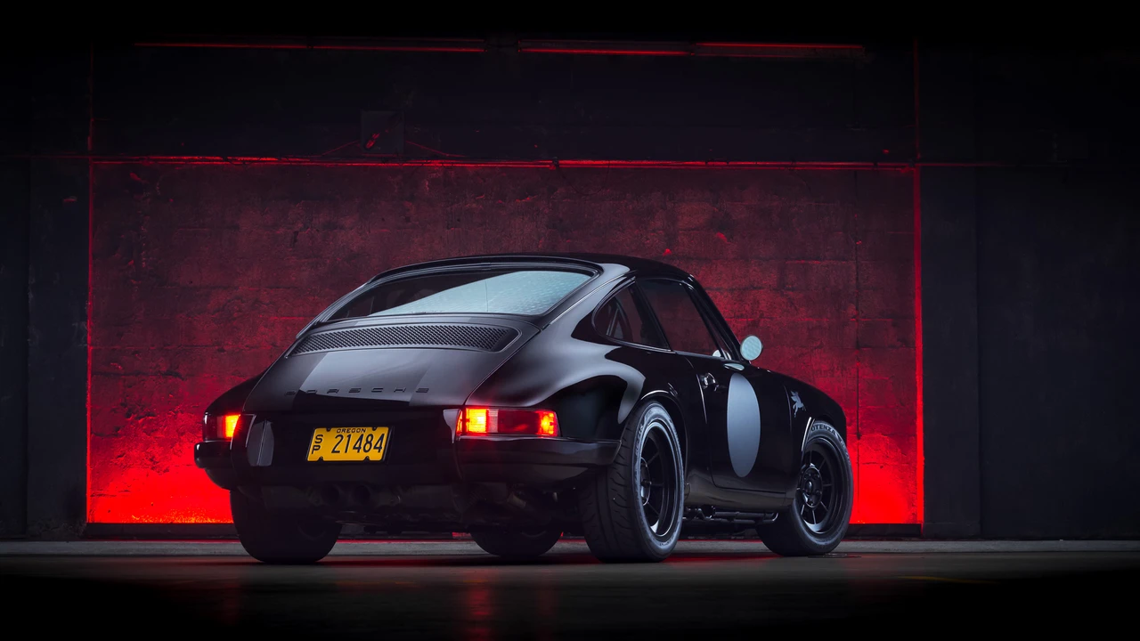 1985 Porsche 911 Carrera 3.2 - Image 12 of 31