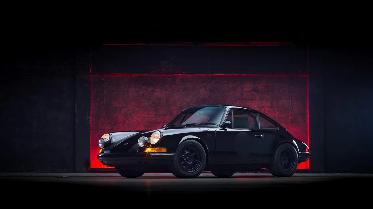 1985 Porsche 911 Carrera 3.2 - Image 2 of 31