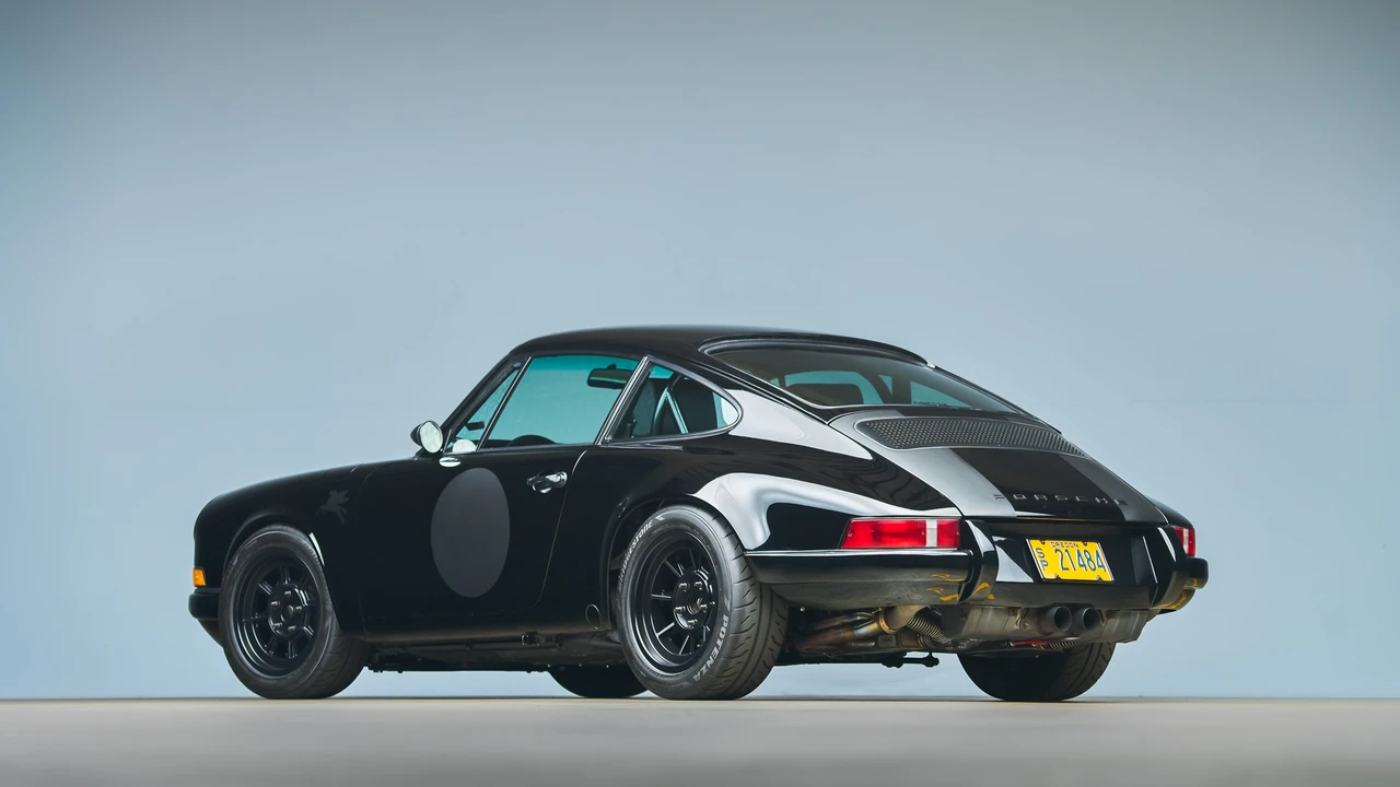 1985 Porsche 911 Carrera 3.2 - Image 16 of 31