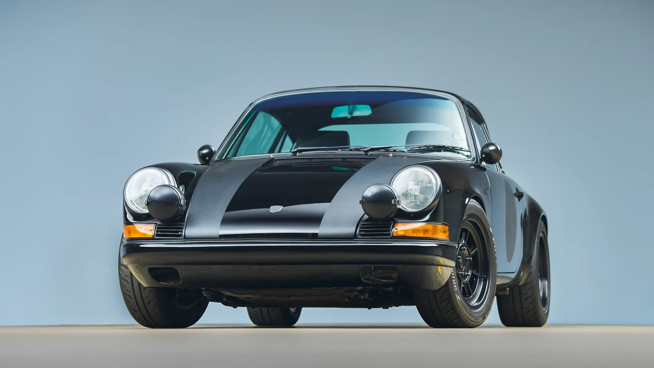 1985 Porsche 911 Carrera 3.2 - Image 13 of 31