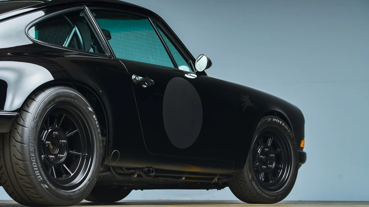 1985 Porsche 911 Carrera 3.2 - Image 30 of 31
