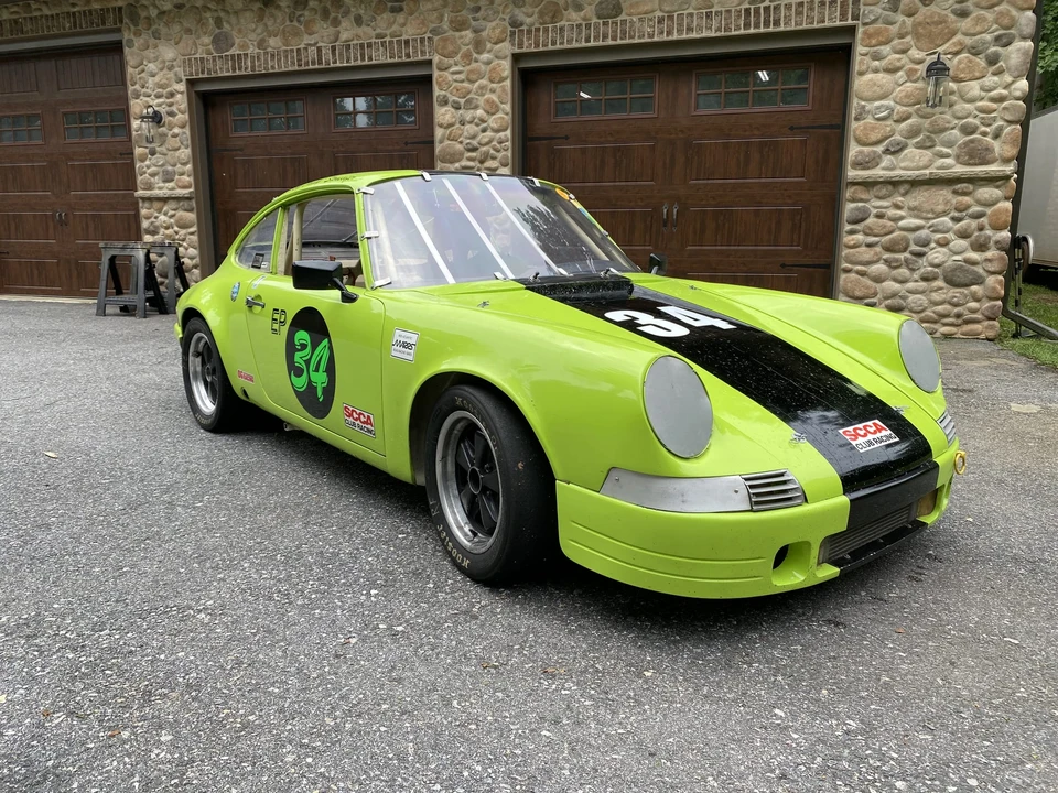 1985 Porsche 911 Carrera 3.2 - Image 2 of 31