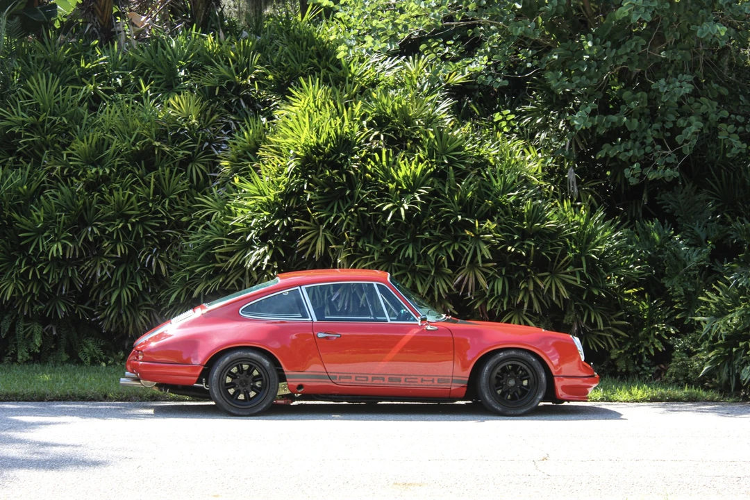 1985 Porsche 911 Carrera 3.2 - Image 10 of 31