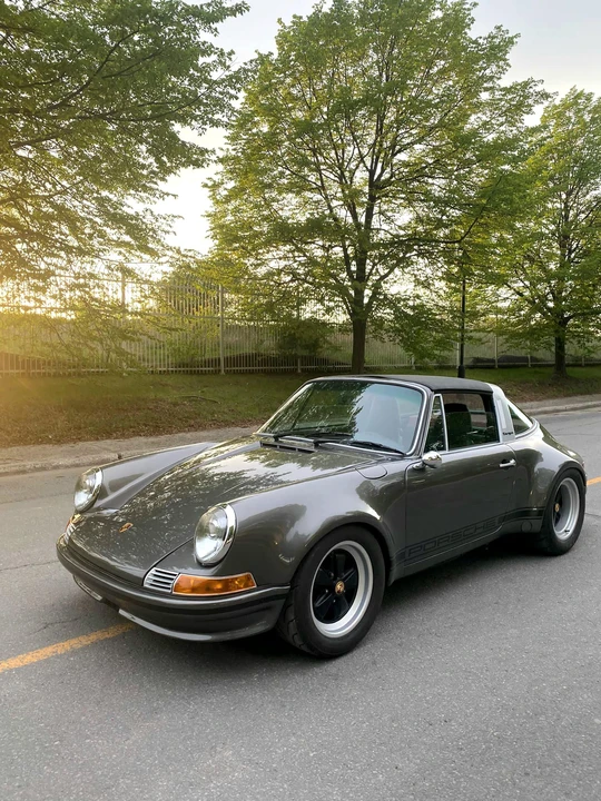 1985 Porsche 911 Carrera 3.2 - Image 2 of 31