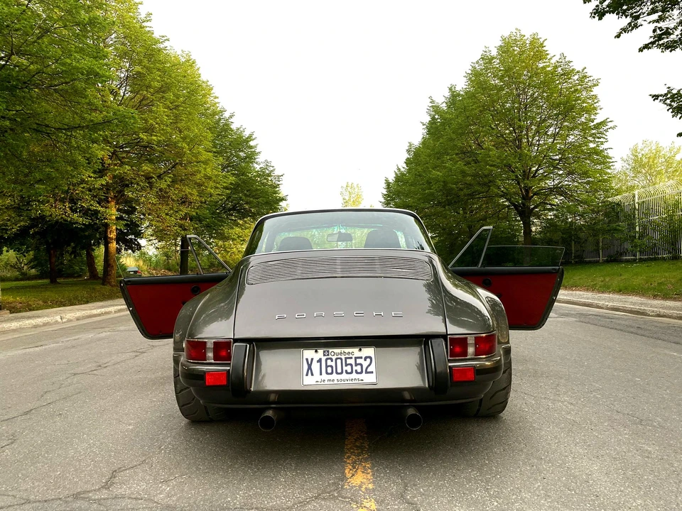 1985 Porsche 911 Carrera 3.2 - Image 26 of 31