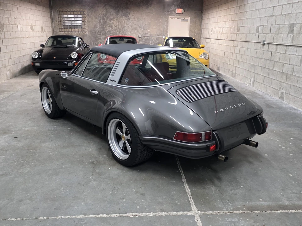 1985 Porsche 911 Carrera 3.2 - Image 28 of 31