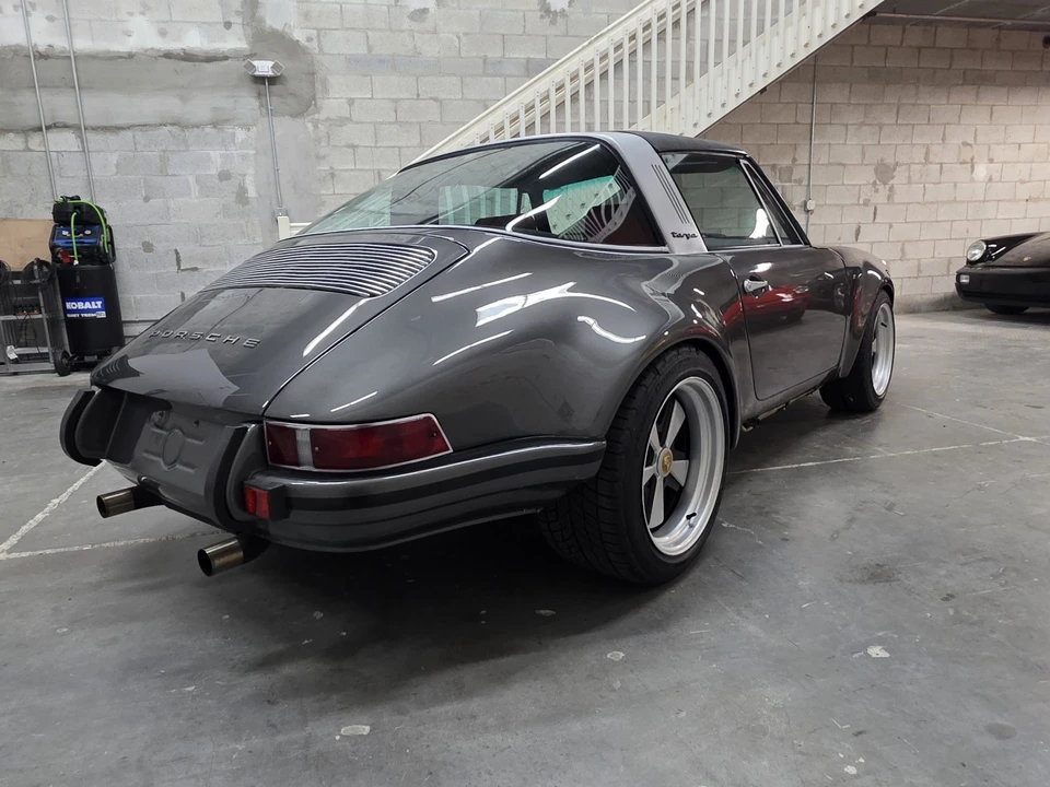 1985 Porsche 911 Carrera 3.2 - Image 24 of 31