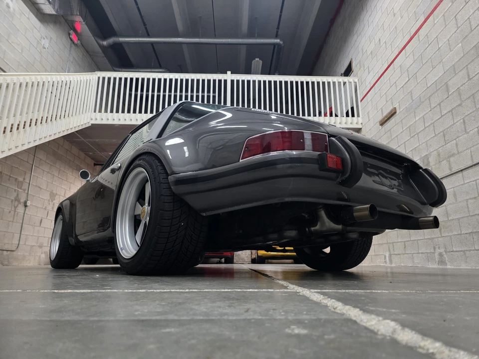 1985 Porsche 911 Carrera 3.2 - Image 30 of 31