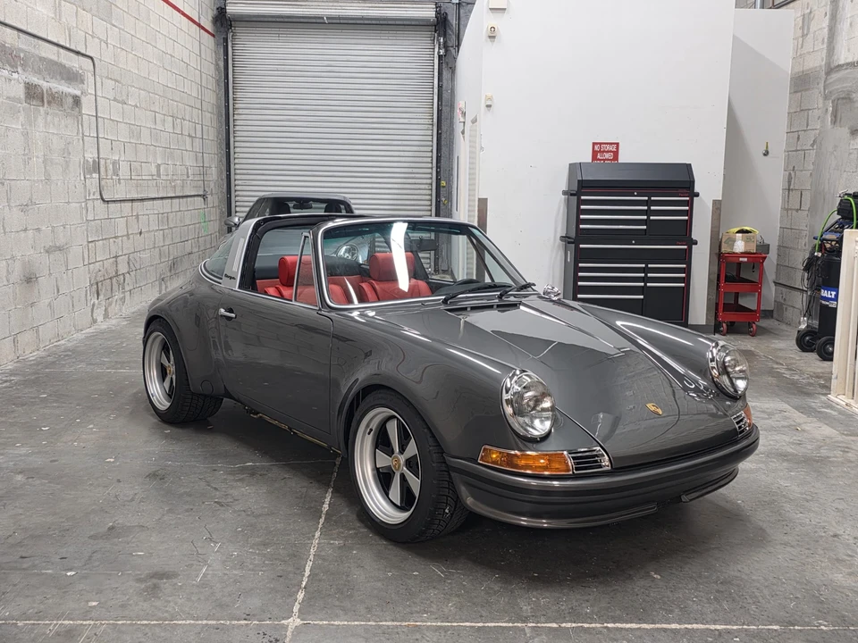 1985 Porsche 911 Carrera 3.2 - Image 4 of 31