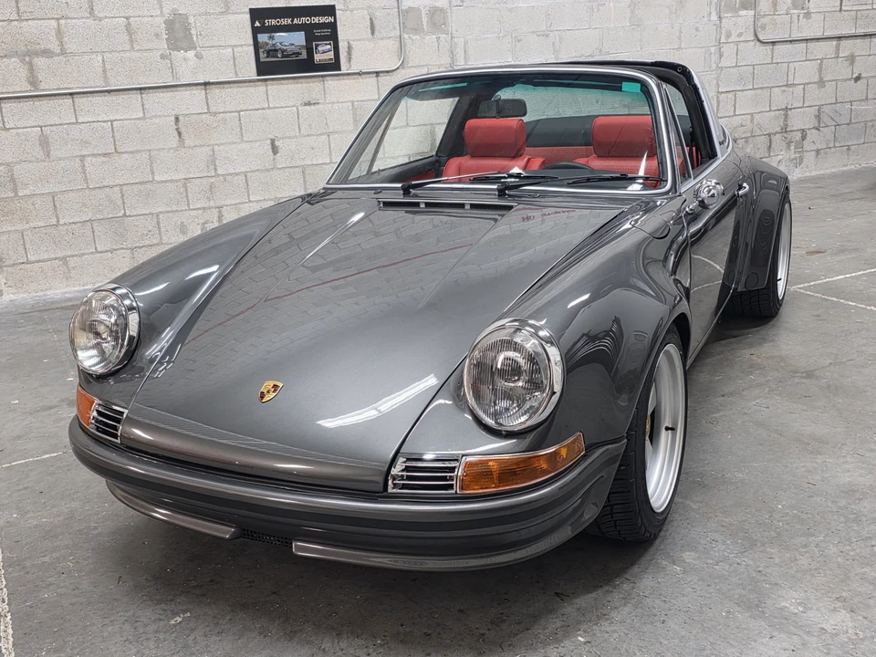 1985 Porsche 911 Carrera 3.2 - Image 17 of 31
